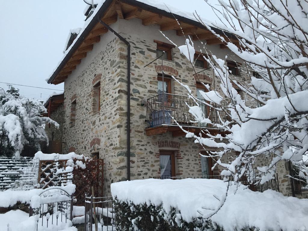 Monte Emilius Alloggio Ad Uso Turistico Vda Saint Christophe N 0002 Eksteriør billede